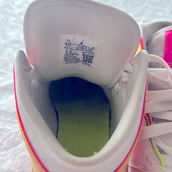 Nike Air Jordan Sneakers - Picture 3 of 5